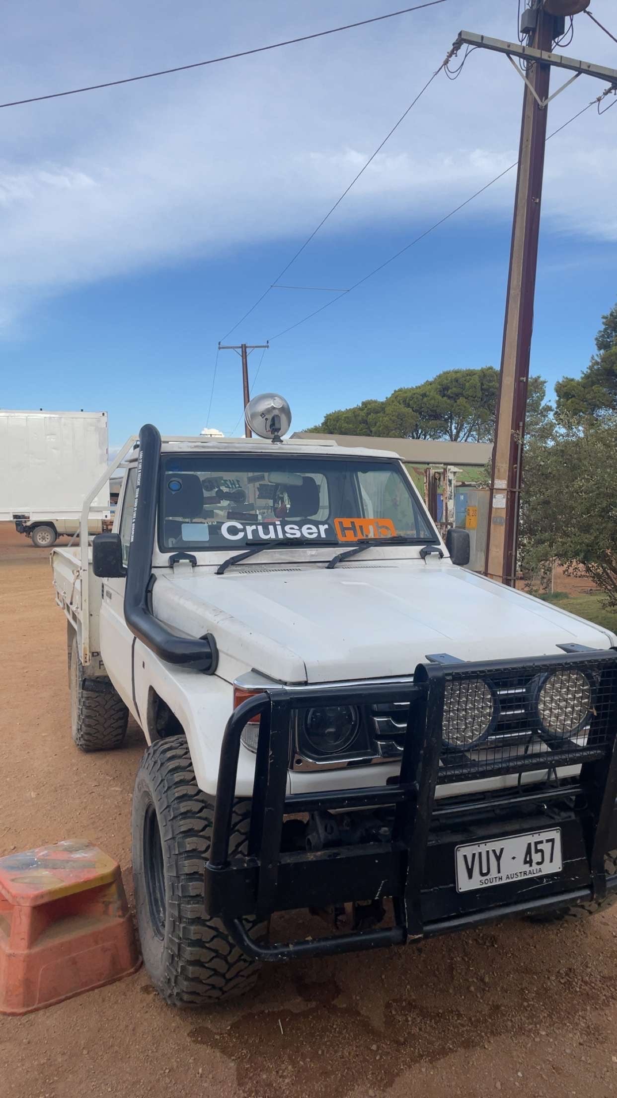 Cruiser Hub window banners